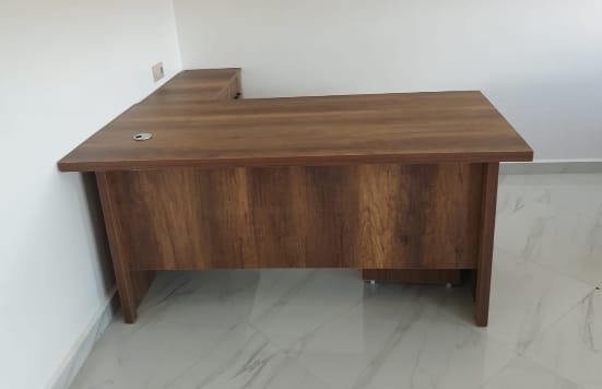 Bureau fabrication en bois